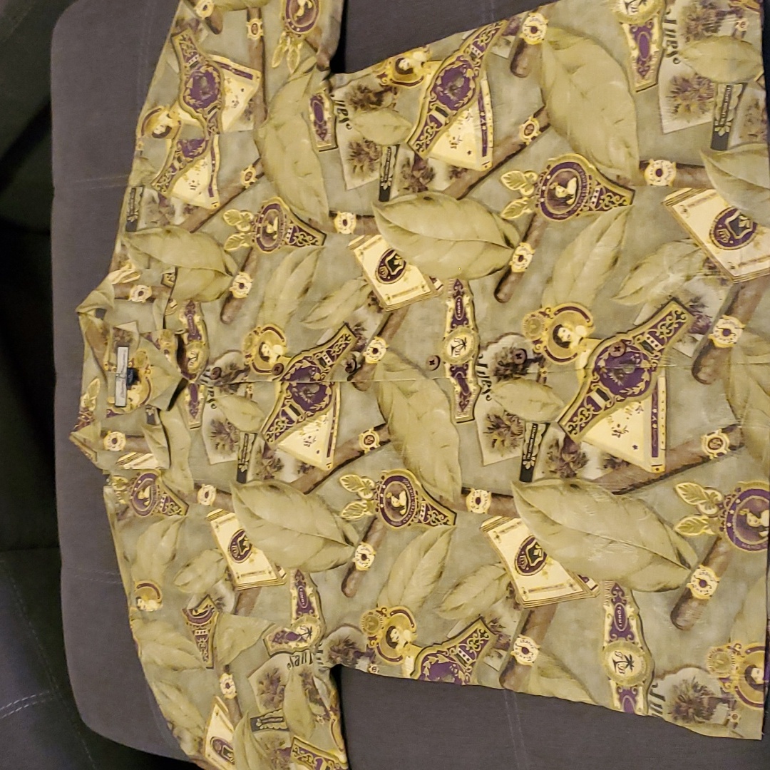 Tommy Bahama 100% Silk Cigar Button Up Shirt Sz Med Electric Grandpa